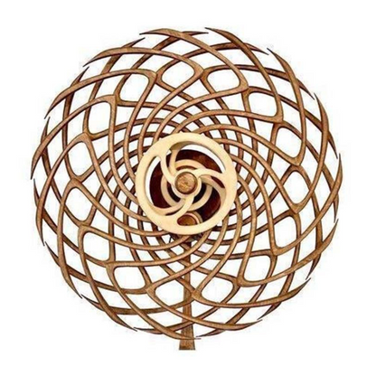 Skorter | Handgjord kinetisk skulptur