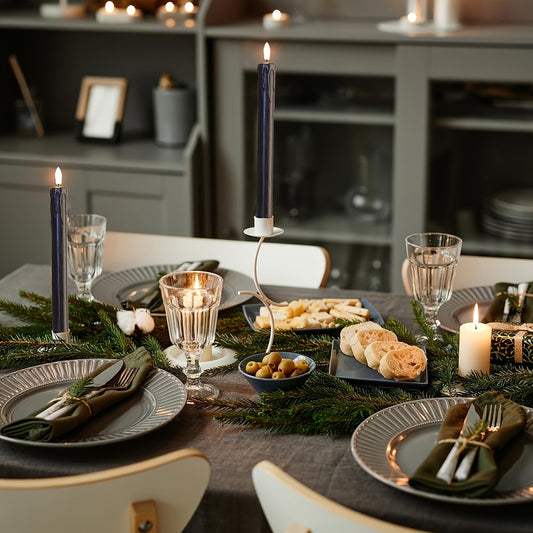 Skorter | 6x Flameless Blinking Taper Candles with Remote Control – 19.05 cm, Black LED Light with Timer and Dripping Wax Effect