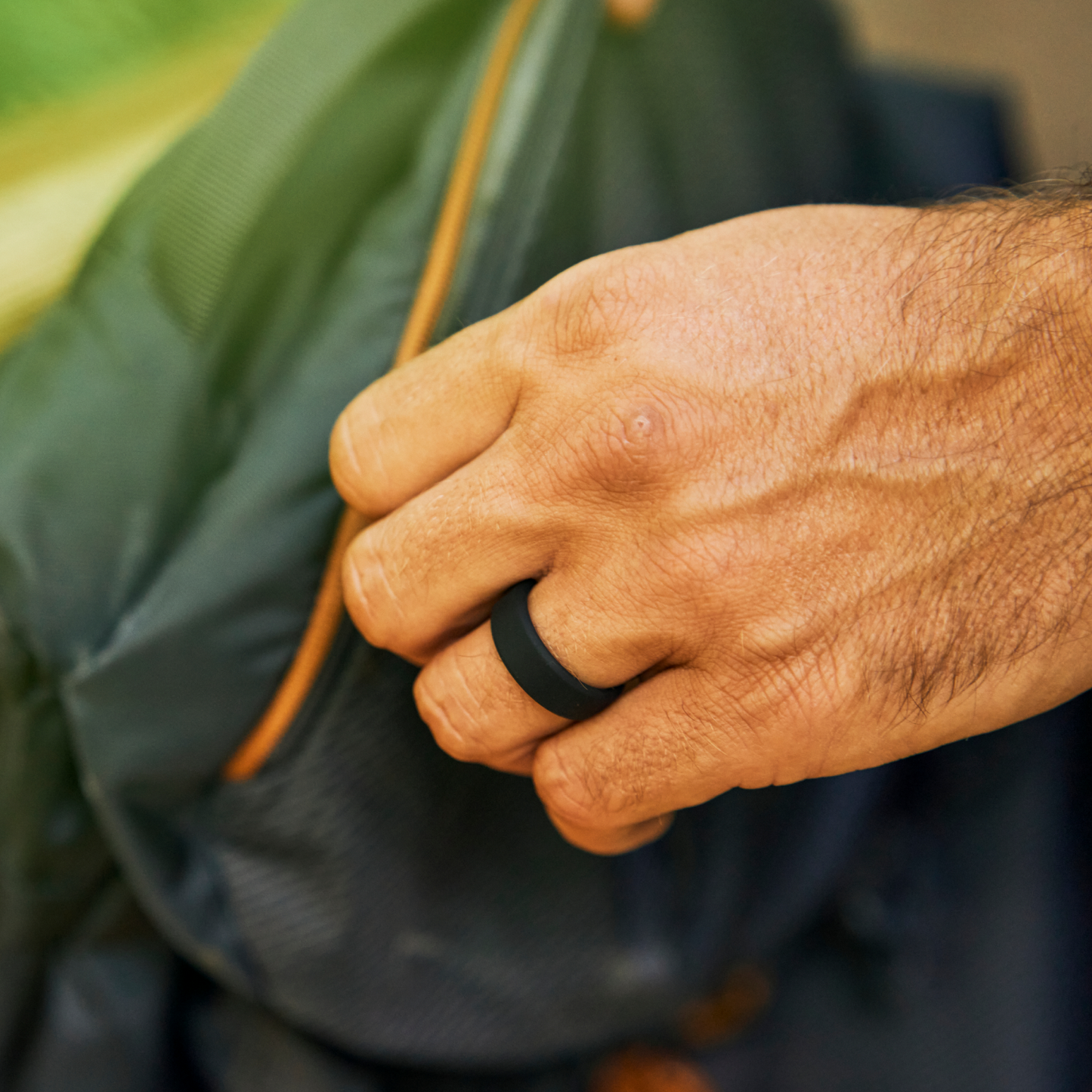 Skorter | Black Silicone Ring Set x 4– Stylish and Durable Wedding Band Alternative