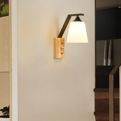 Skorter | Wood - Simple Wall Lamp With Wooden Arm