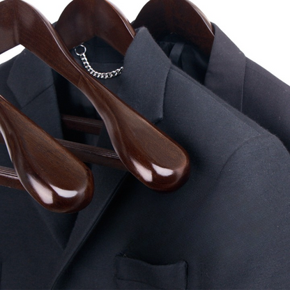 Skorter | Oaklee Élite – Luxury Wood Hangers with Sophisticated Design