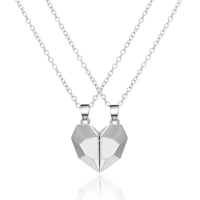 Skorter | 2 Pieces Magnetic Heart Couple Necklace for Women. Pullover Necklace for Best Friends, Lovers & Wedding Gift Jewelry