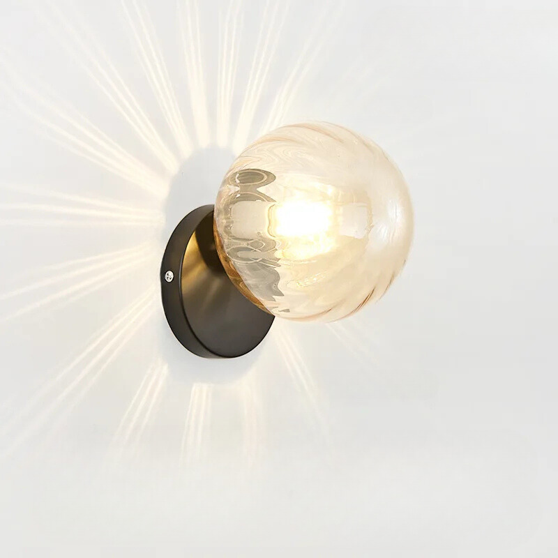 Skorter | GoldLicht - Modern Golden Wall Lamp With Glass Sphere
