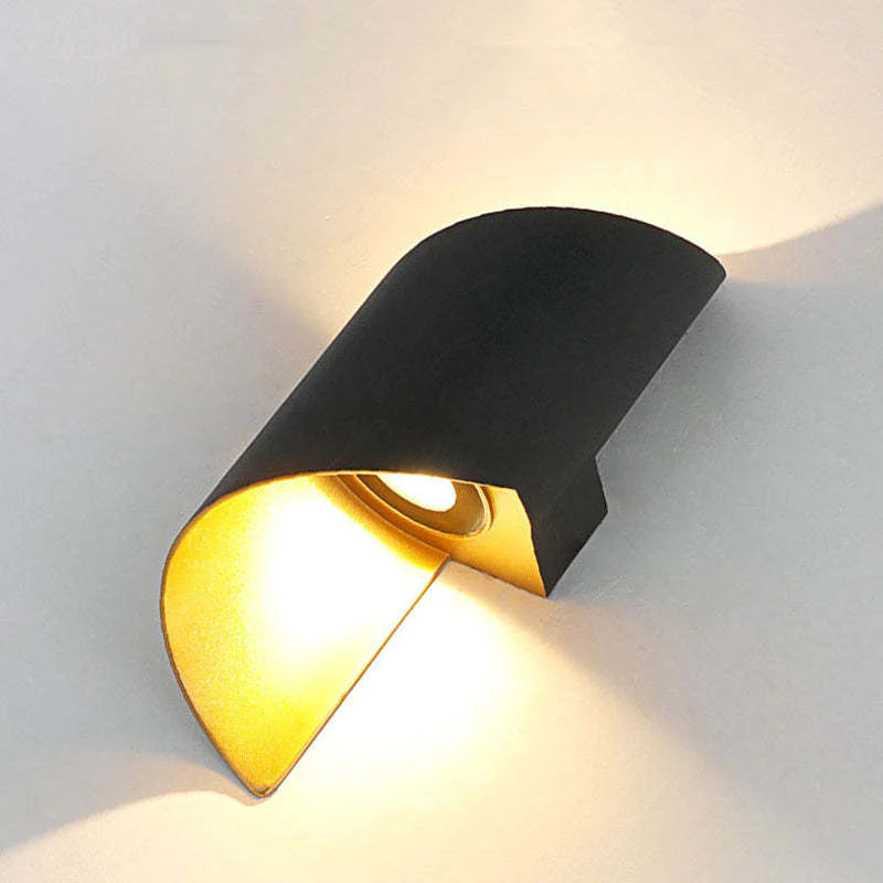 Skorter | Orr Modern LED Wall Lamp, Spiral, Indoor, White/Black, Metal