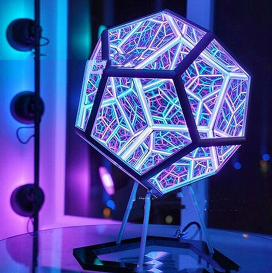 Skorter | Lampiq Dodecahedron Prism Lamp