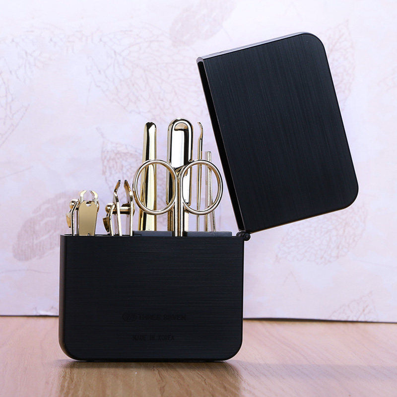 Skorter | 7-Piece Manicure Kit, with 2 Nail Clippers, Beauty Scissors, Nail File, Ear Pick, for Fingernails & Toenails