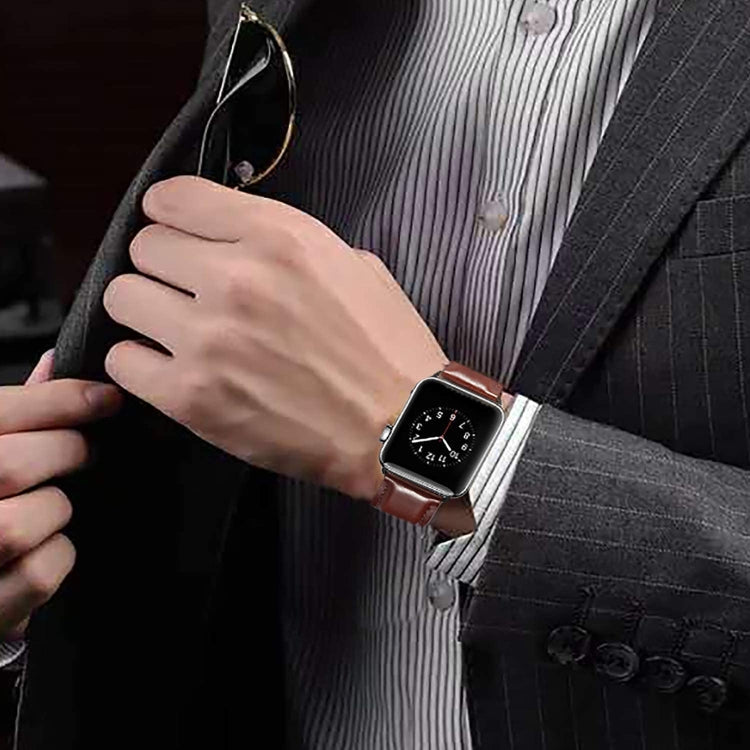 Skorter | Black buckle leather strap for Apple Watch Ultra 49mm & Watch Ultra 2 49mm / Series 10 46mm / 9 & 8 & 7 45mm / SE 3 & SE 2 & 6 & SE & 5 & 4 44mm / 3 & 2 & 1 42mm (Dark brown)