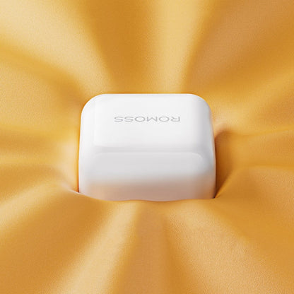 Skorter | 35W Dual-Port Built-In Cable Fast Charger Kit (US Standard)