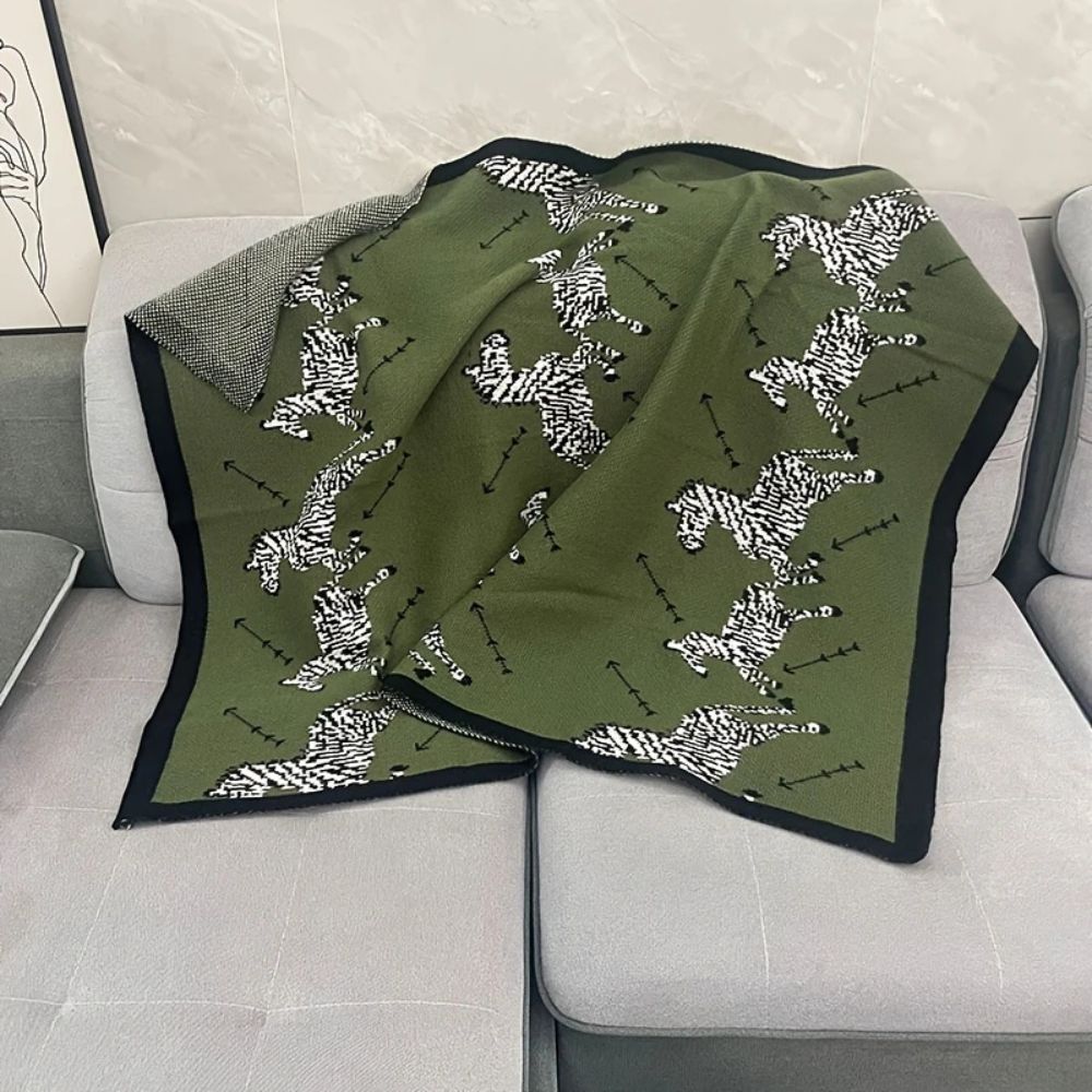 Skorter | Acrylic Vintage Wild Zebra Knitted Blanket