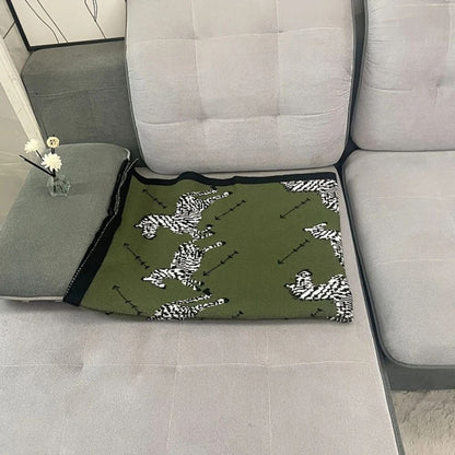 Skorter | Acrylic Vintage Wild Zebra Knitted Blanket
