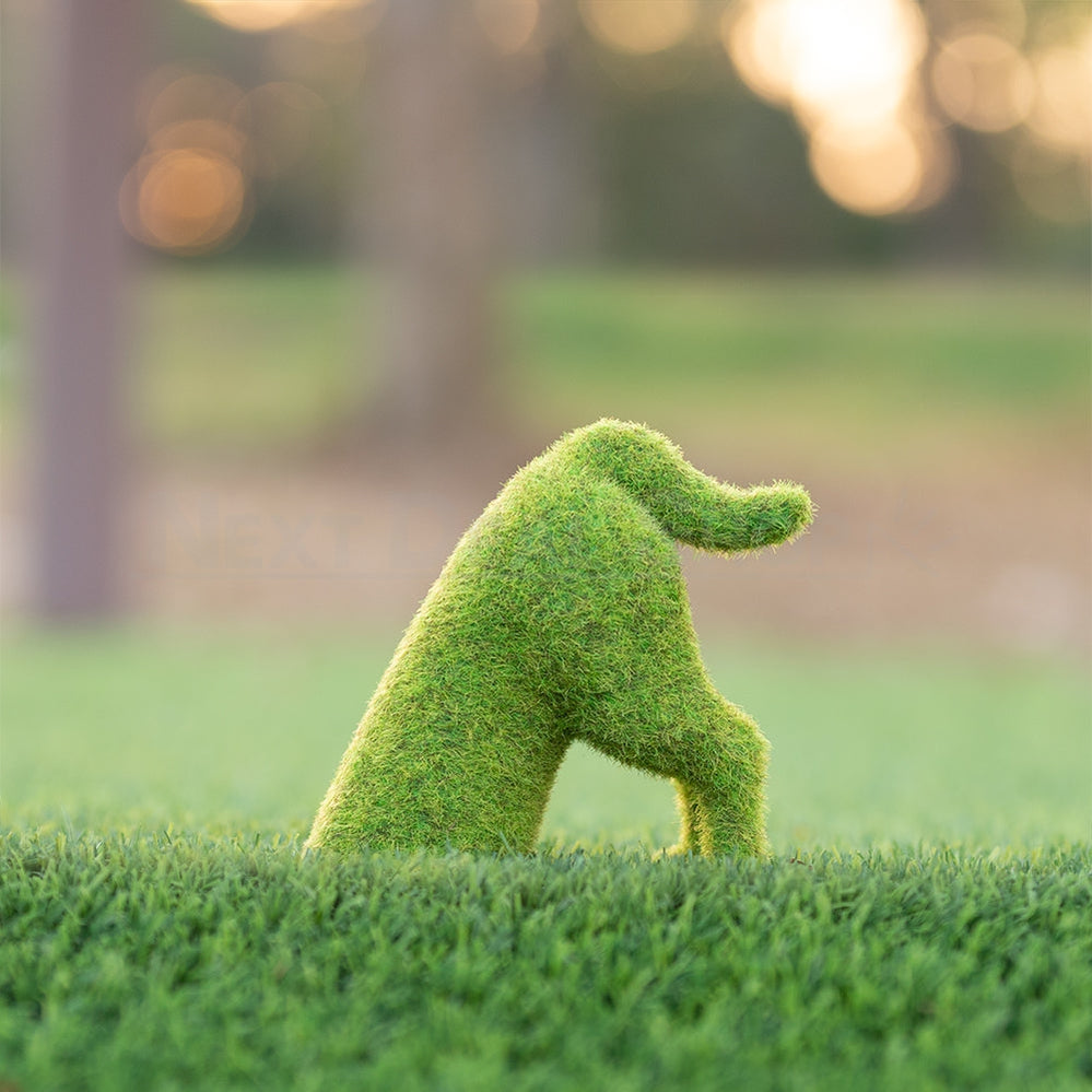 Skorter | Cute Mos Puppies Rump Decoration for the Garden