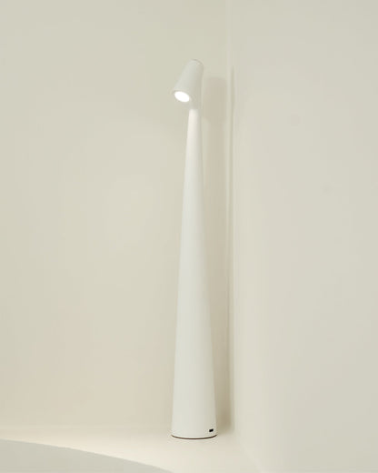 Skorter | EcoLight – Energy-Efficient Rechargeable Desk Lamp