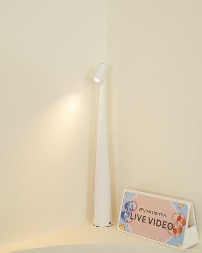 Skorter | EcoLight – Energy-Efficient Rechargeable Desk Lamp