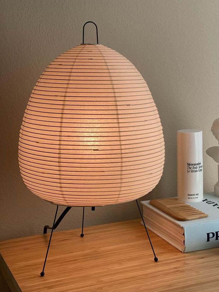 Skorter | Paper table lamp