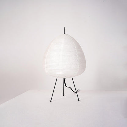 Skorter | Paper table lamp