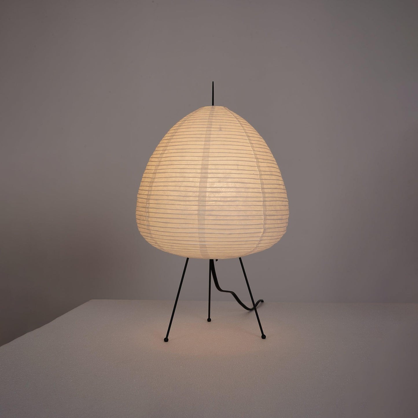Skorter | Paper table lamp