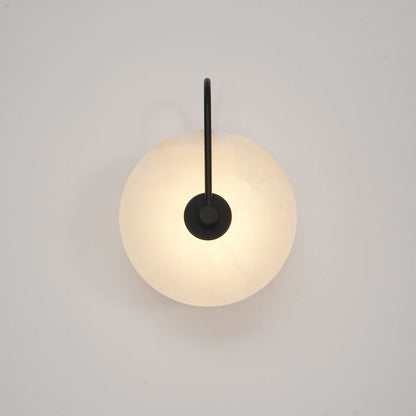 Skorter | Alabaster LED Wall Lamp – Modern Ambient Lighting