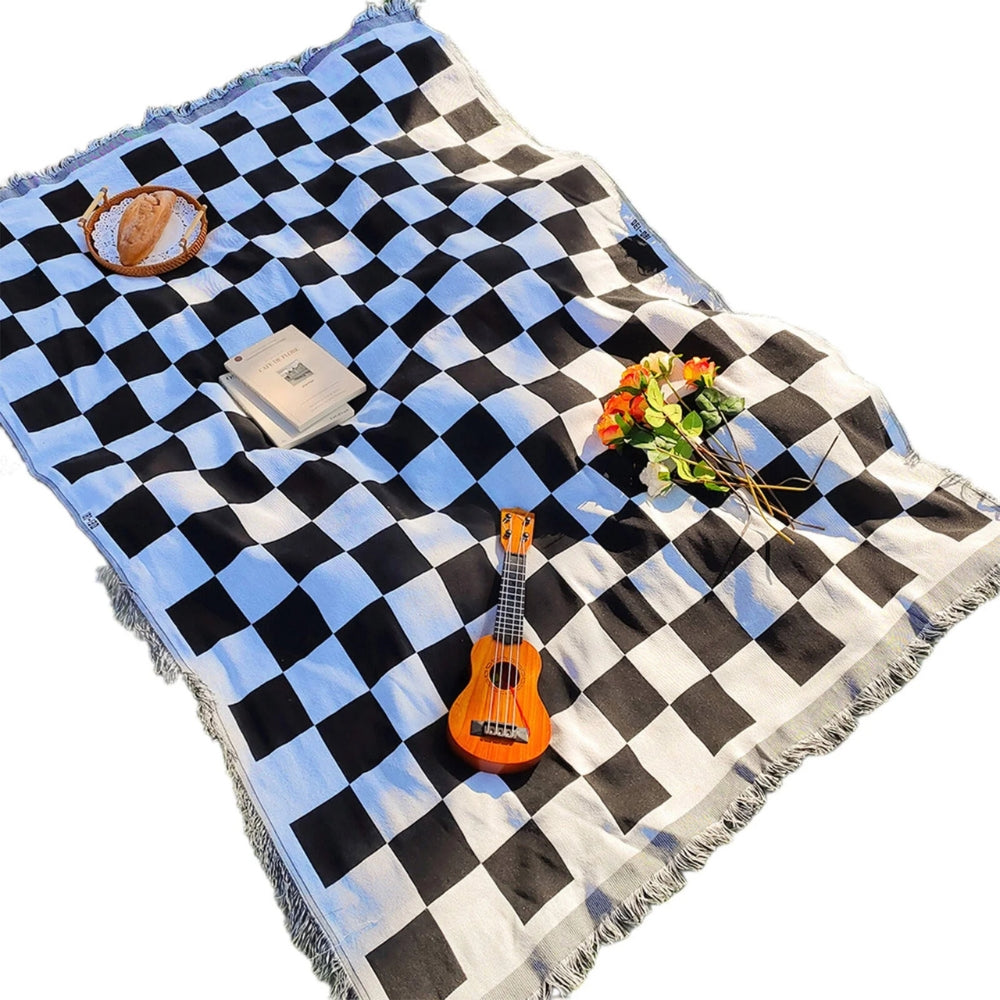 Skorter | All-Season Checkered Picnic Blanket with Fringe