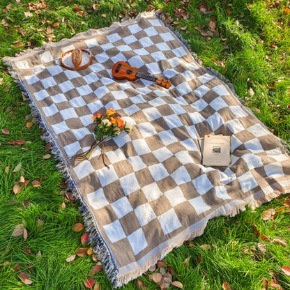 Skorter | All-Season Checkered Picnic Blanket with Fringe
