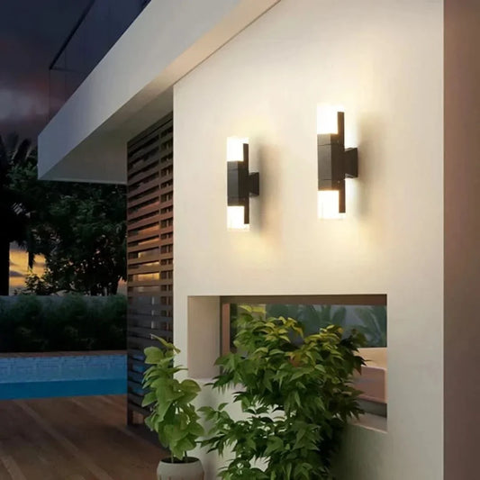 Skorter | Urbanglow - Aluminium-Acrylic Minimalist LED-Wall Lamp