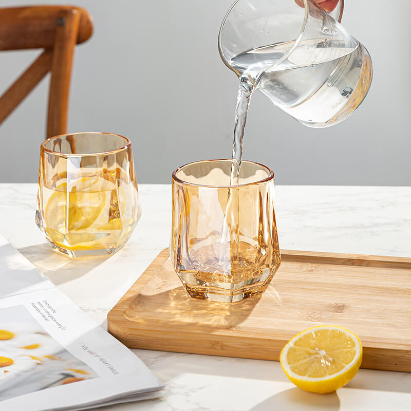 Skorter | Amber hexagonal Glass Cups
