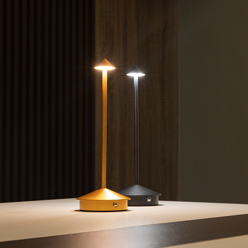 Skorter | Arrow Thread Lamp