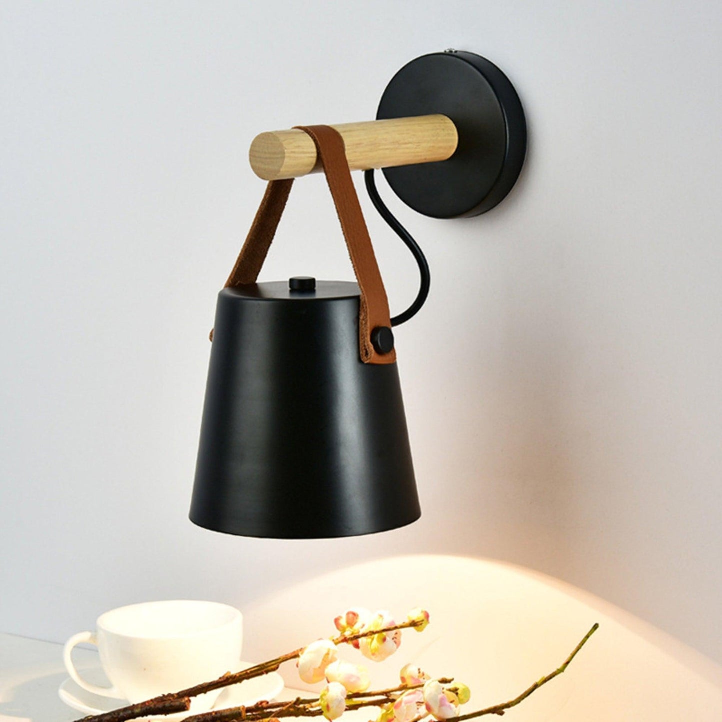 Skorter | Tree Stake Wall Lamp