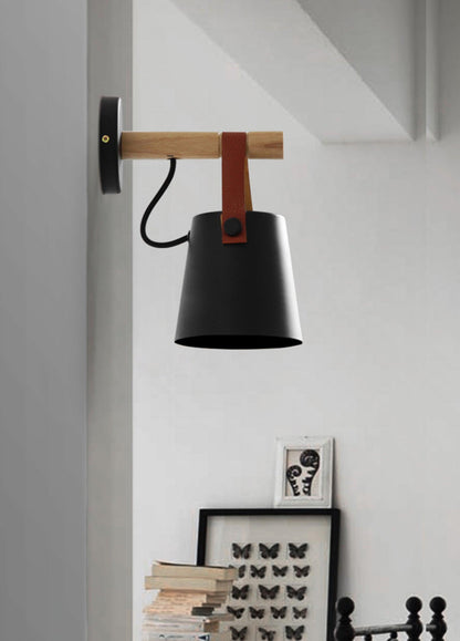 Skorter | Tree Stake Wall Lamp