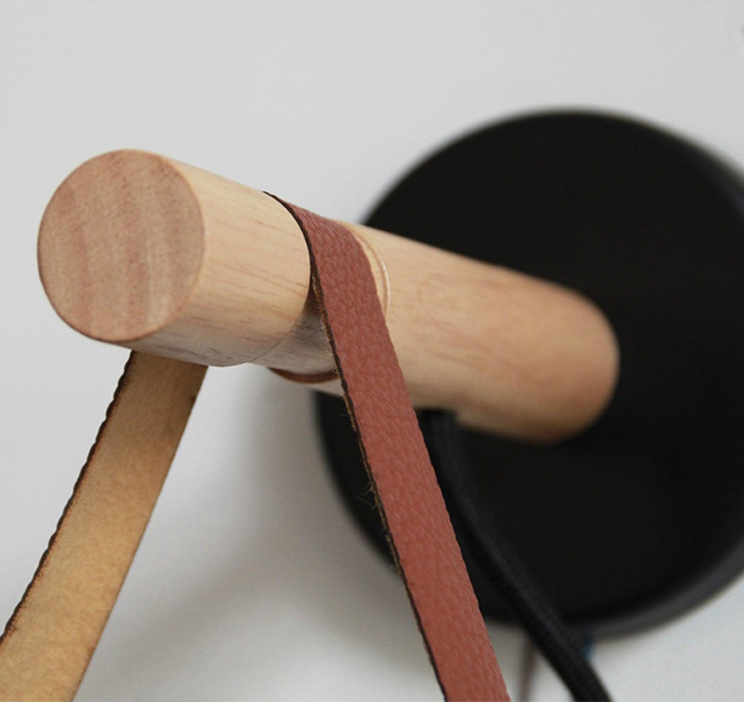 Skorter | Tree Stake Wall Lamp