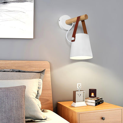 Skorter | Tree Stake Wall Lamp