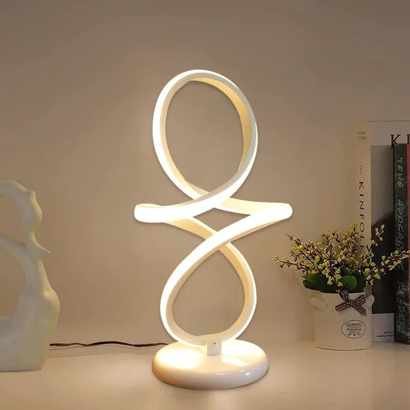 Skorter | Luxe Lines Table Lamp
