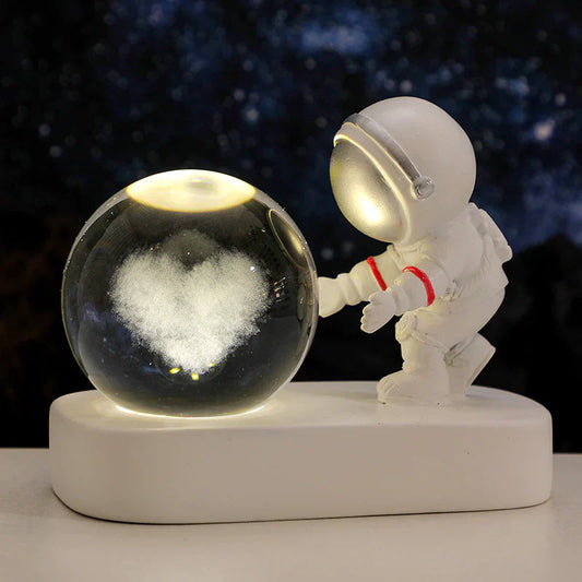 Skorter | Astronaut Night Light - Room Lamp with LED and Crystal Ball