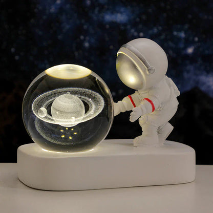 Skorter | Astronaut Night Light - Room Lamp with LED and Crystal Ball