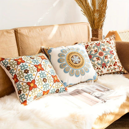 Skorter | Aurae Embroidered Vintage Cushion Cover