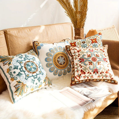 Skorter | Aurae Embroidered Vintage Cushion Cover