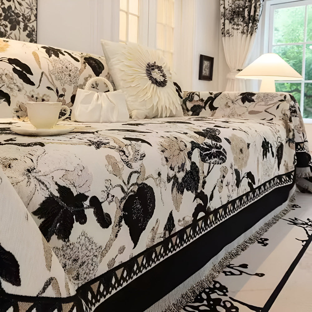 Skorter | Autumn Vines Jacquard Sofa Cover