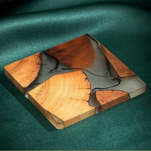 Skorter | Avery Resin Cork Set