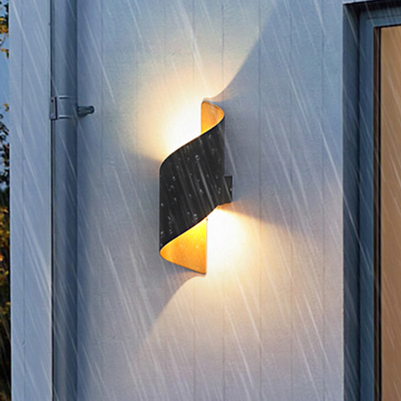 Skorter | Modern minimalistisk vattentät spiralformad LED-vägglampa i aluminium och akryl för sovrum 