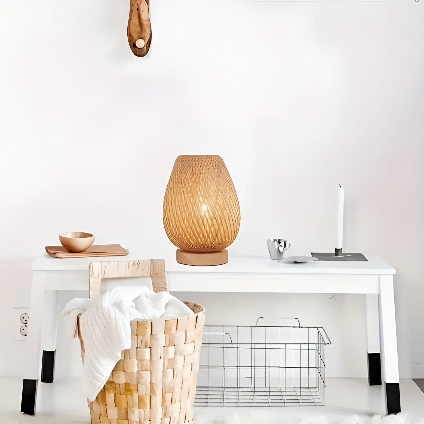 Skorter | Bamboo Table Lamp with USB Power Supply – Sustainable and Energy-Saving Design