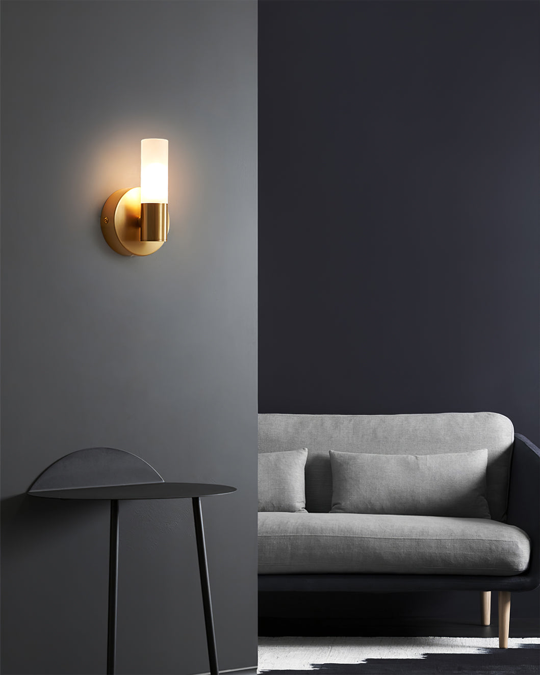 Skorter | CylindraGlow – Chic Cylindrical Wall Lamp for Timeless Ambience