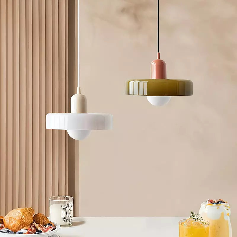Skorter | Coloured Glass Pendant Light – Elegant Bauhaus-Style Hanging Lamp for Living Room & Dining Area