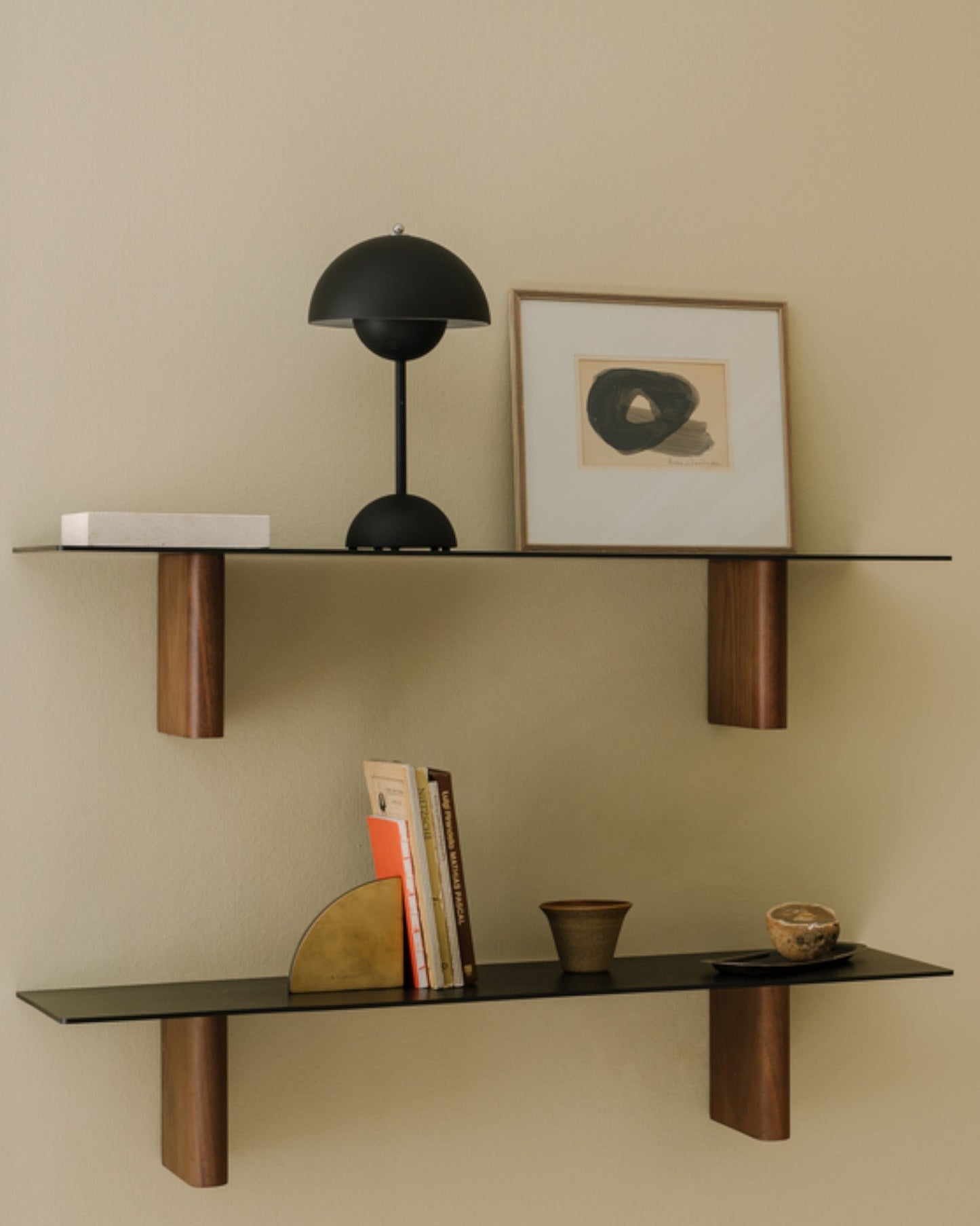 Skorter | NordLight – LED Table Lamp Scandinavian Design, dimmable and sustainable in metal