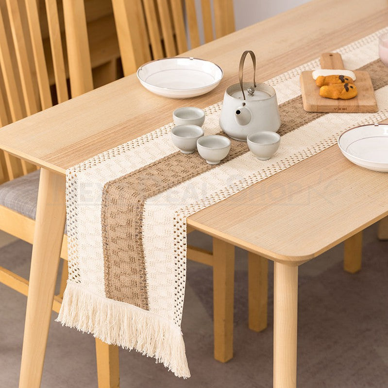 Skorter | Bohemian Macrame Table Runner
