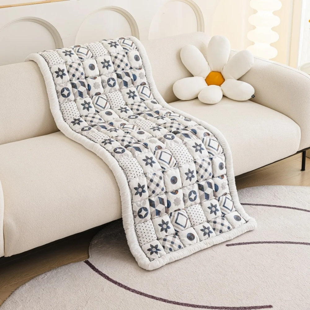 Skorter | Bohemian Printed Quilted Sofa Cover