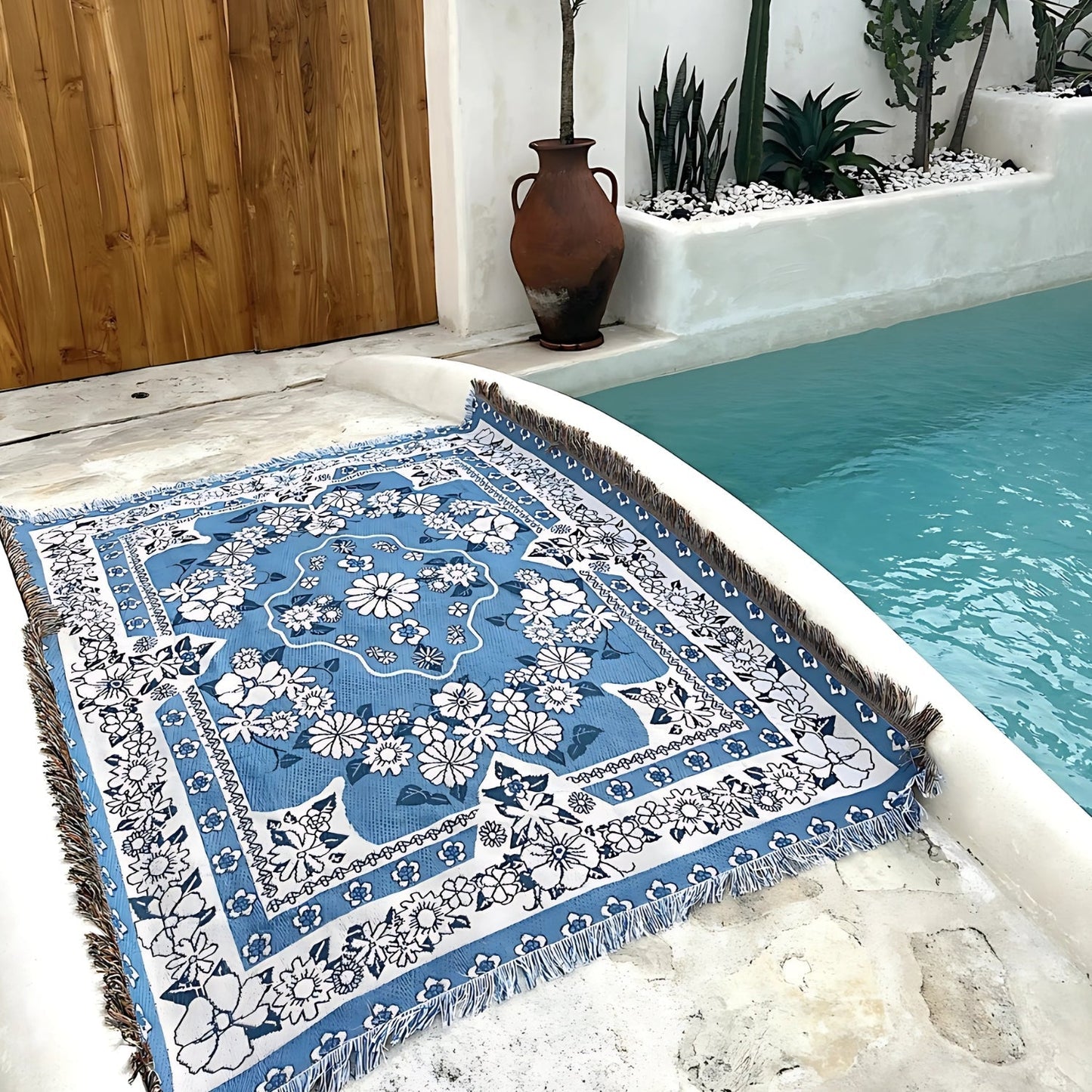 Skorter | Blue Daisy Bloom Boho Travel Outdoor Blanket