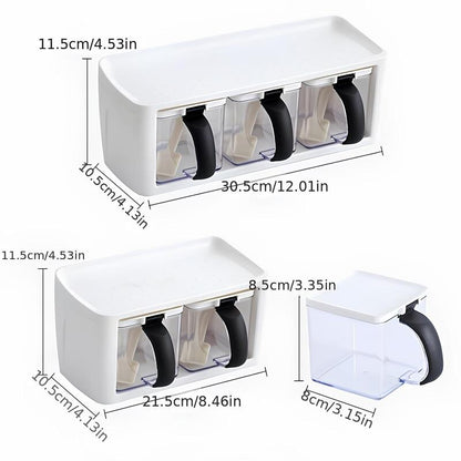 Skorter with transparent spice containers with handle and lid