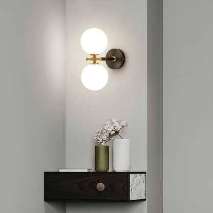 Skorter | GlobalGlow – Gold Wall Lamp with Global Inspiration