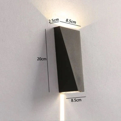 Skorter | RayLume Modern Weatherproof Outdoor LED Wall Light