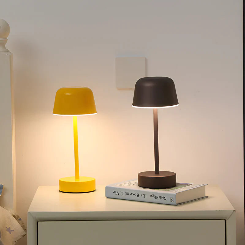 Skorter | Colorful LED table lamp in retro design, wireless, USB