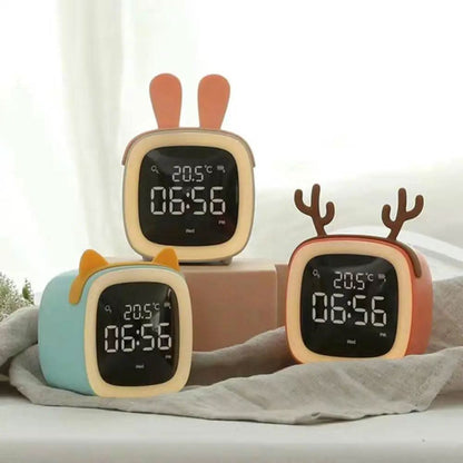 Skorter | LED Children's Alarm Clock for Gentle Falling Asleep